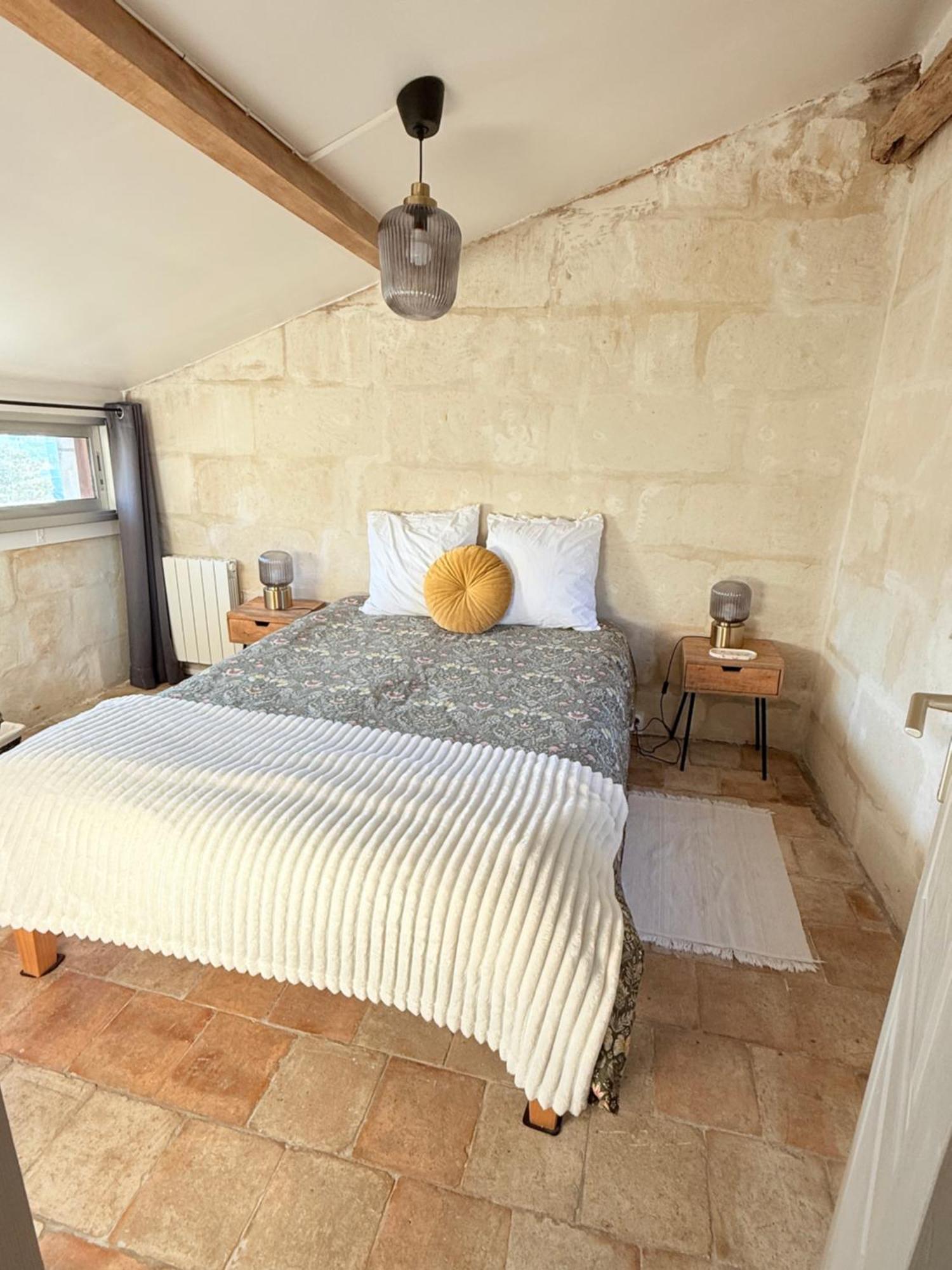 La Tour De L Horloge, Appt Typique A 500M Du Chateau Chinon Luaran gambar